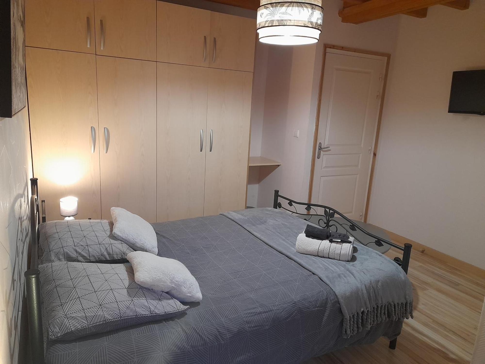 Domaine De La Tour Carree - 3 Chambres Benoitville المظهر الخارجي الصورة